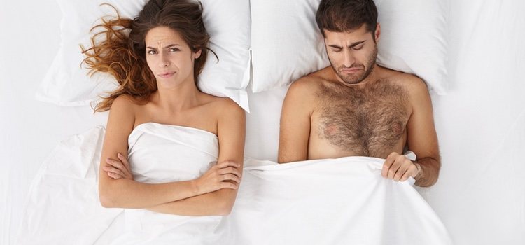 Lo que ocurre con la edad es que el nivel de testosterona de los hombres disminuye